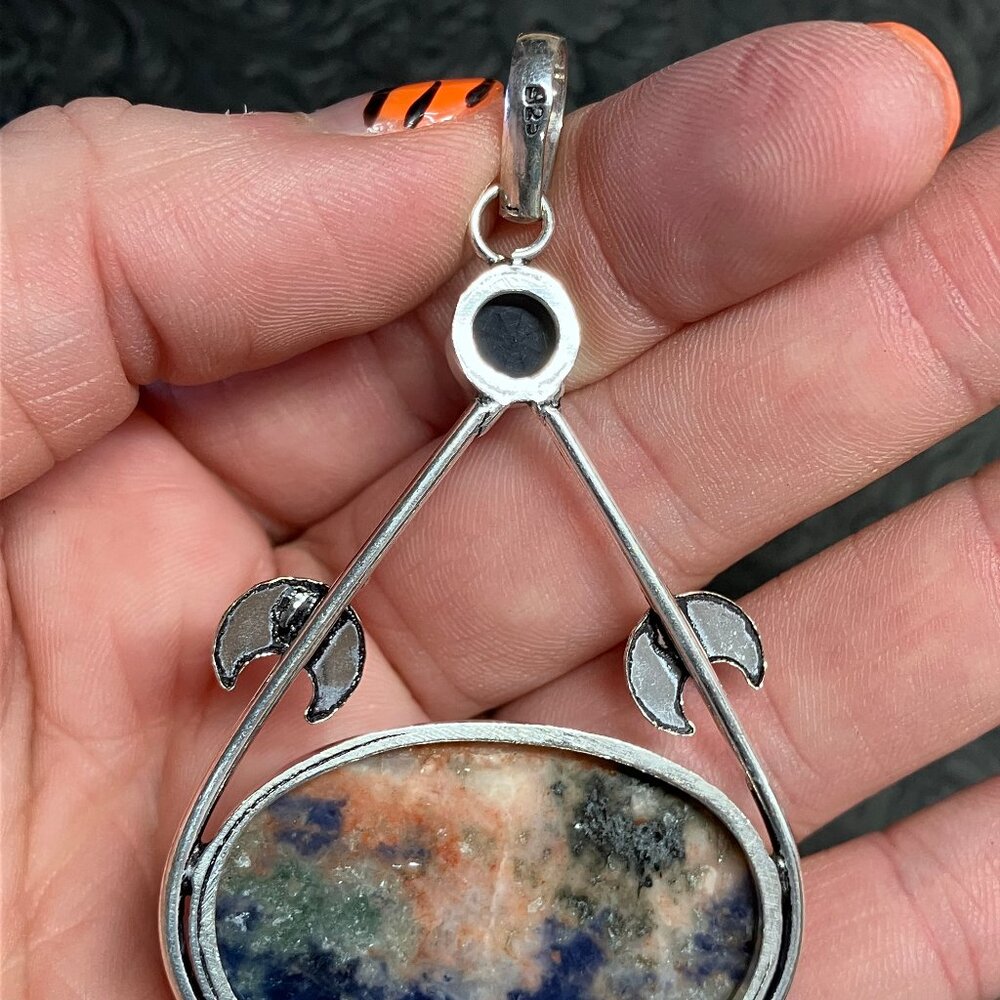 Sodalite Crescent Moon Pendant Stone Crystal Jewelry - Picture 4 of 6